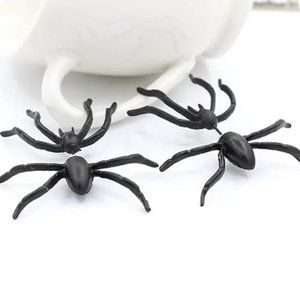 Spider Earrings Black 3D Halloween Costume Creepy Goth Emo Rave Scene Fun Party